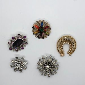 Rhinestone brooch lot B
